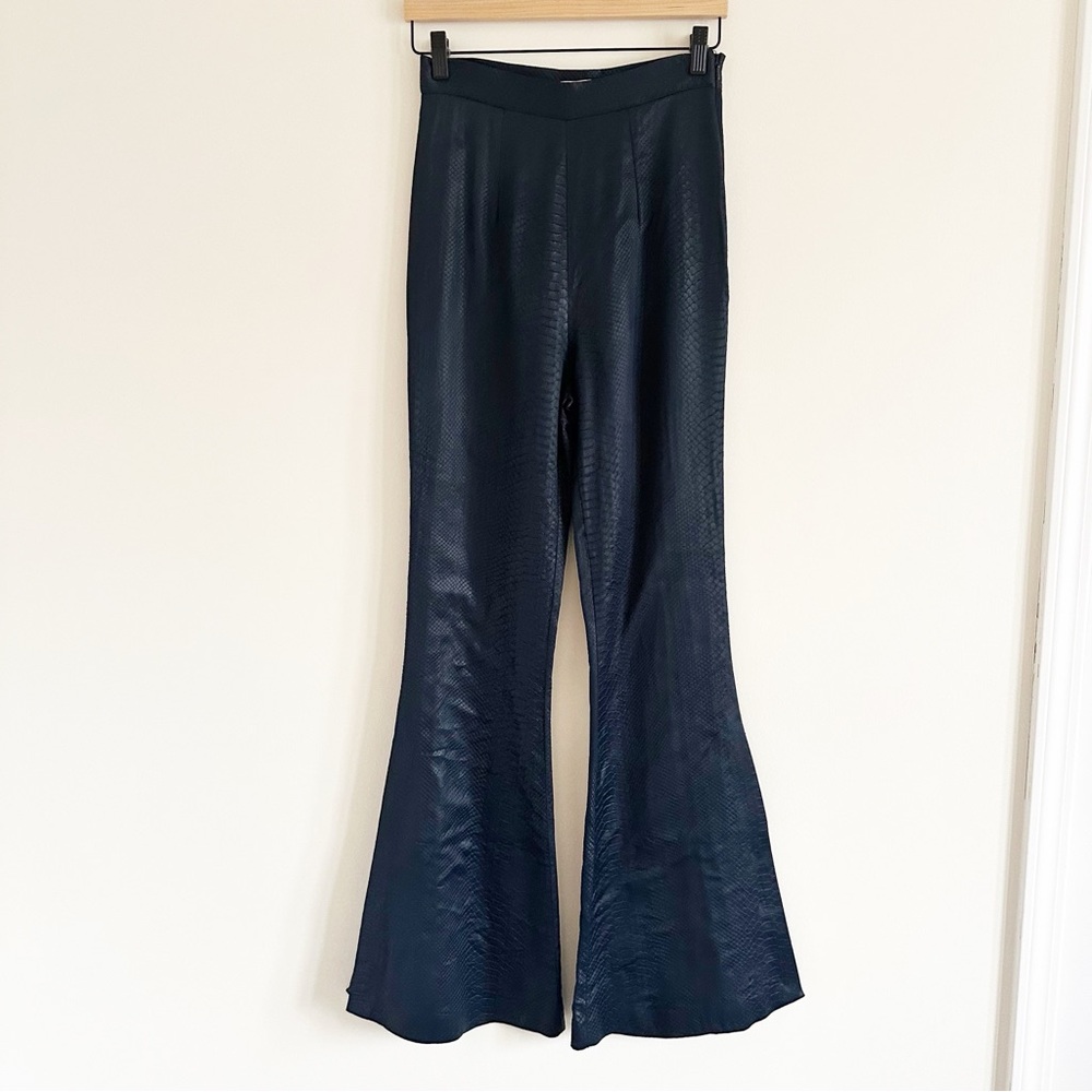 SAFIYAA Navy Embossed Python Side Zip Pant - Picture 5 of 11